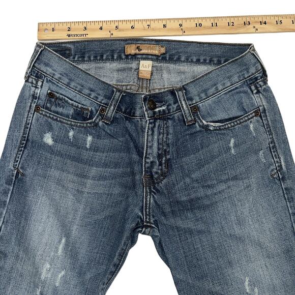 Vintage Y2K Abercrombie & Fitch Low Rise Bootcut Distressed Jeans Sz 2 Short - Picture 7 of 11